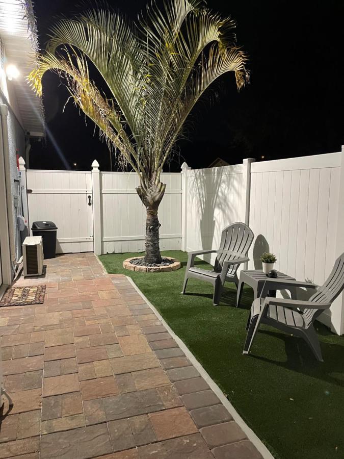 The Little Paris Suite Tampa Exterior photo
